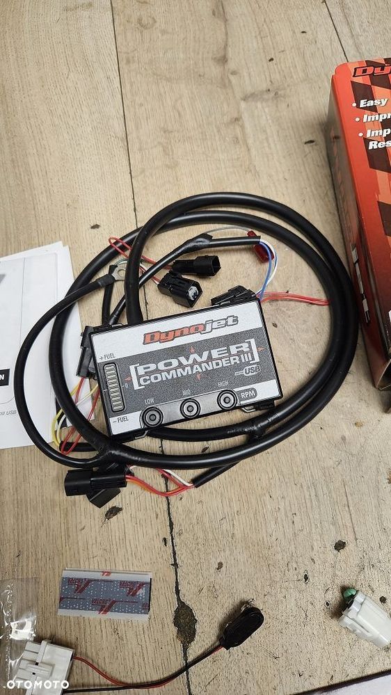 Power Commander 5 Dynojet 336-411 Suzuki GSX1300 B-King - 9