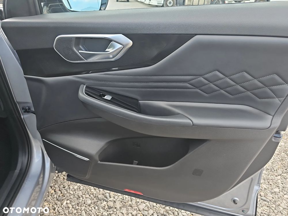 BAIC 7 1.5T Luxury DCT - 21