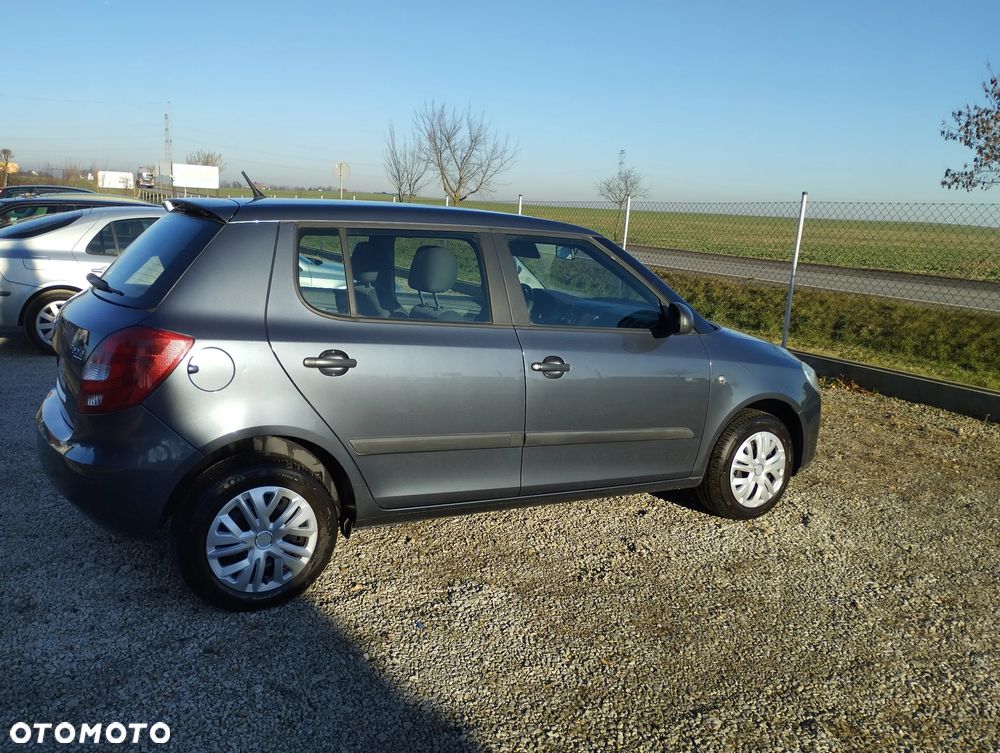 Skoda Fabia 1.4 16V Ambiente - 6