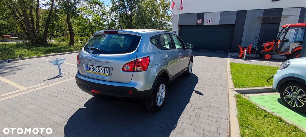 Nissan Qashqai 1.6 Visia - 10