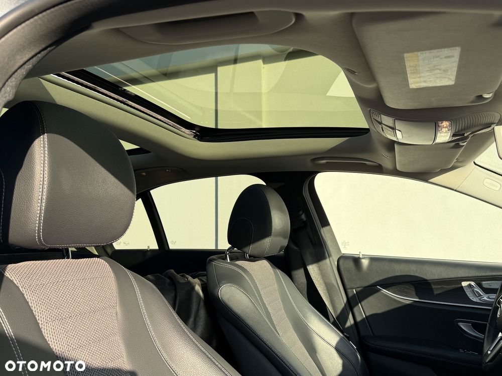 Mercedes-Benz Klasa E 400 d 4-Matic 9G-TRONIC - 16