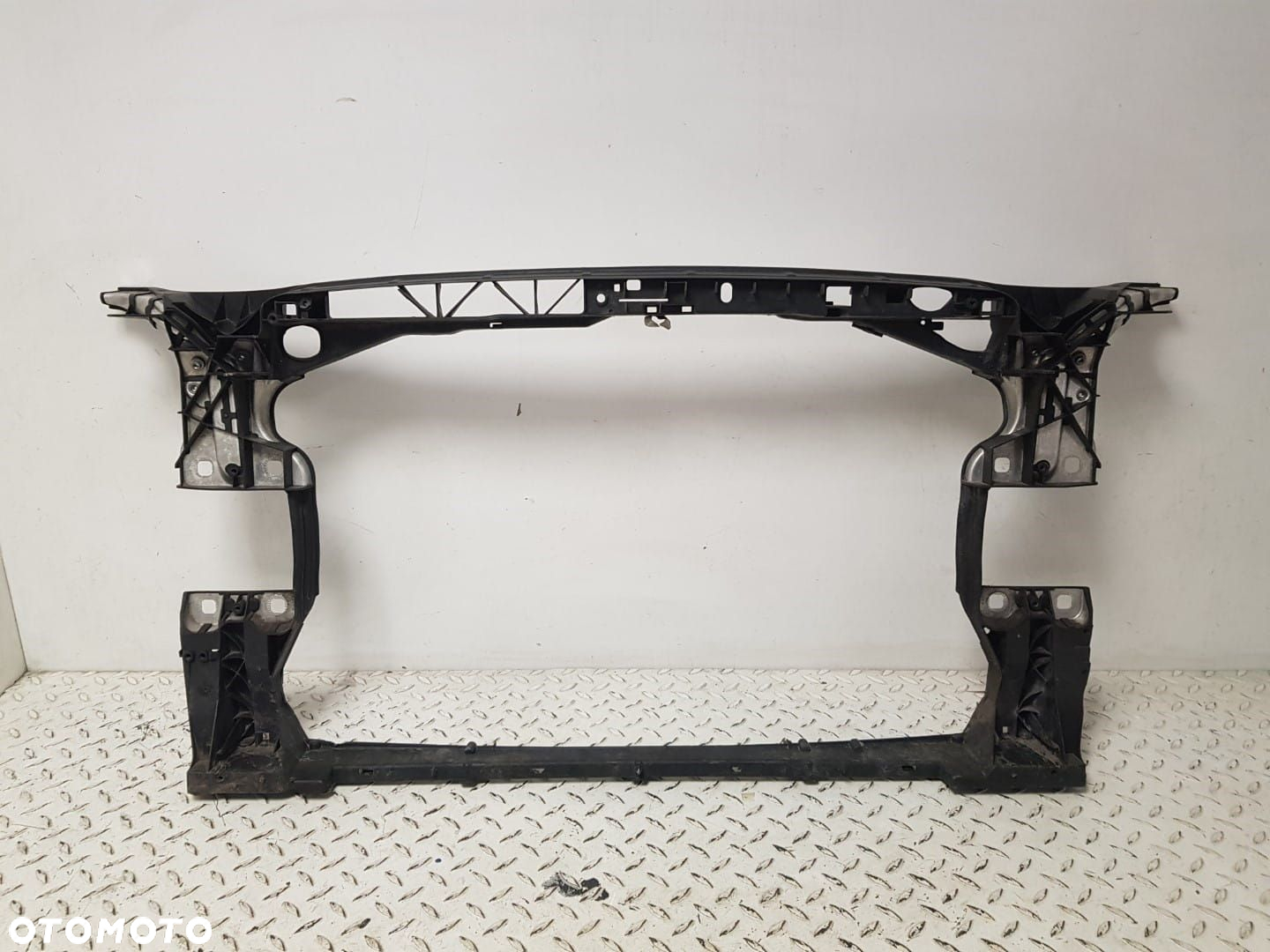 KOMPLET PAS PRZEDNI BELKA ASBORBER CZUJNIKI OCHRONY STREFY ZGNIOTU  AUDI A4 B9 16-24 8W0  8W0805594 - 2