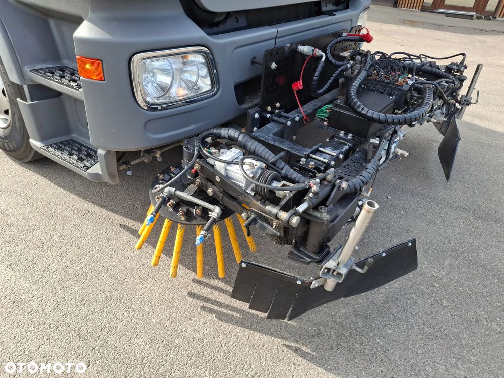 Mercedes-Benz Actros 1932 Zamiatarka FAUN Szczotki L/R Odchwaszczarka Szczotki Przednie 2014r PM10 Rura Do Liści Dodatkowy Zbiornik Wody Hydrostat Pneumatyka 3237 MTH - 16