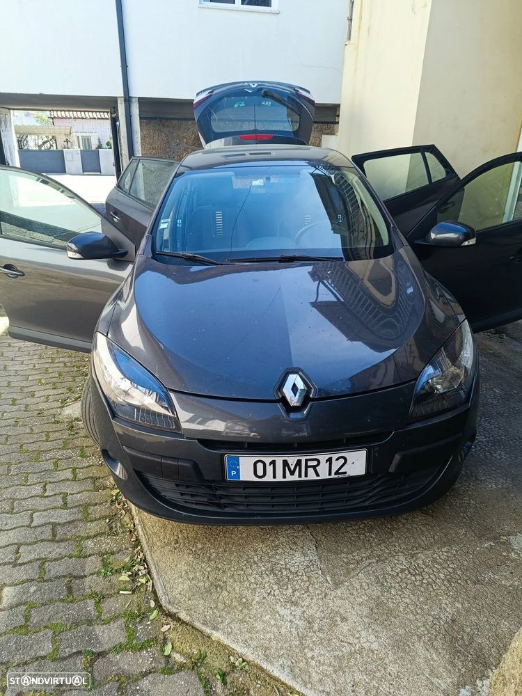 Renault Mégane Sport Tourer 1.5 dCi Dynamique - 1