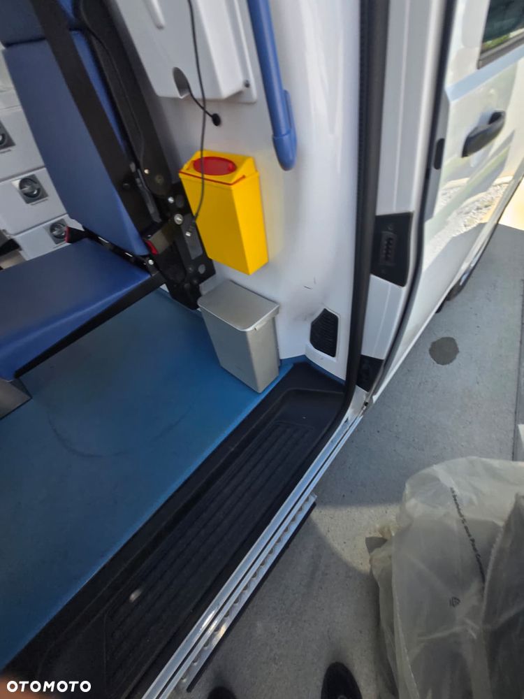 Volkswagen TRANSPORTER T6.1 Ambulans Karetka - 14