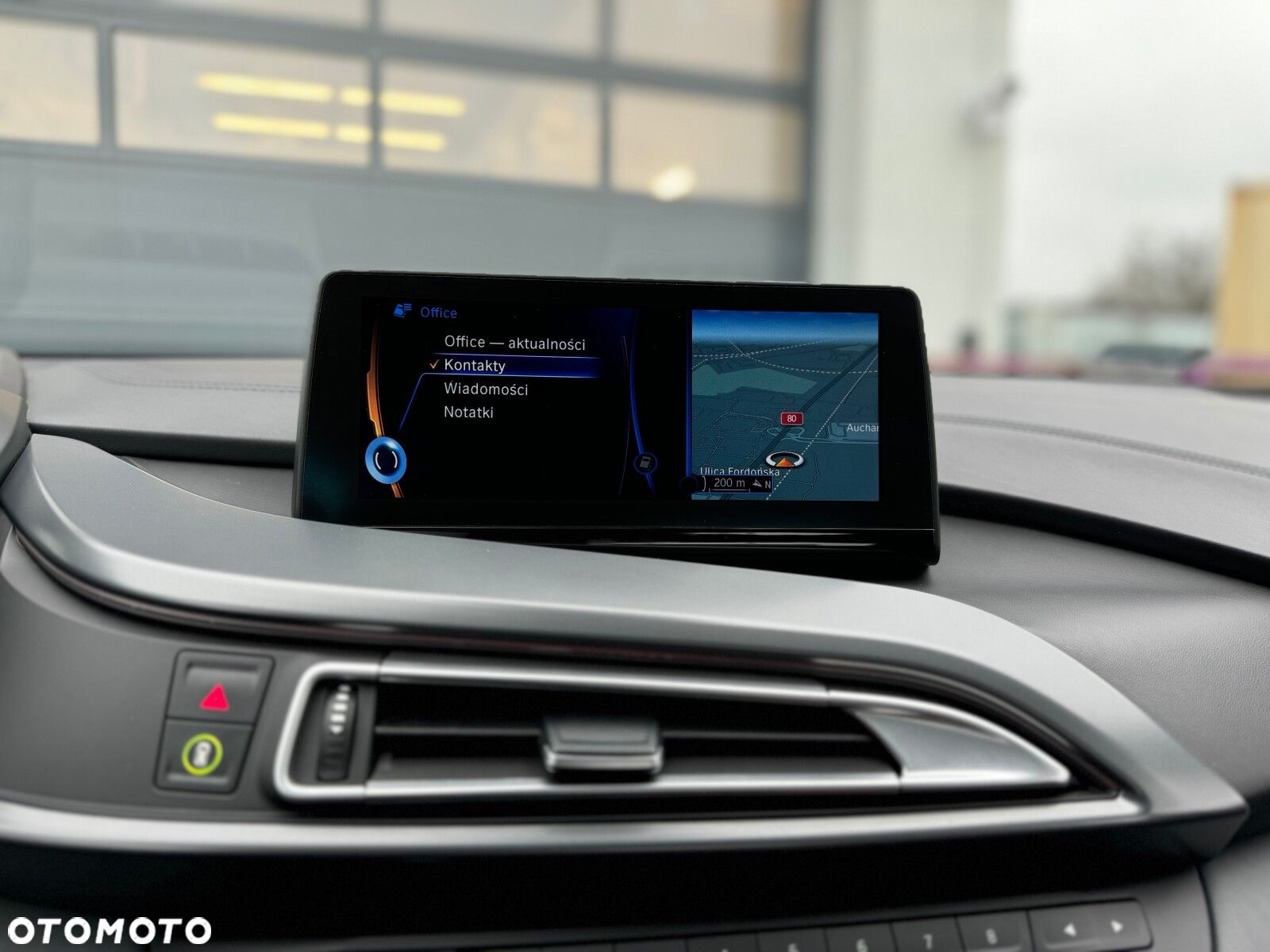 BMW i8 - 32