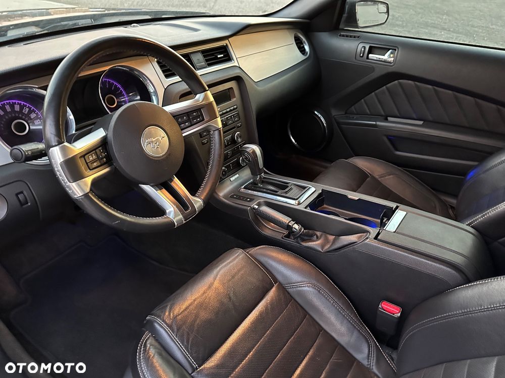 Ford Mustang 3.7 V6 Premium - 9