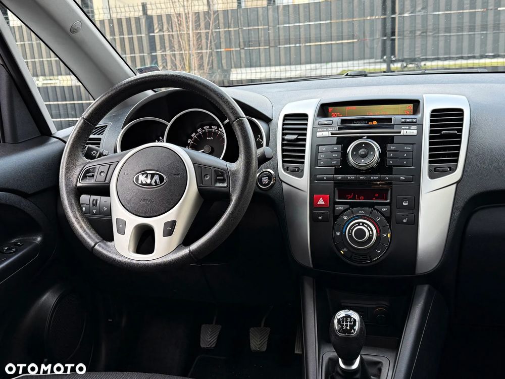 Kia Venga 1.4 CVVT ISG Dream Team Edition - 4