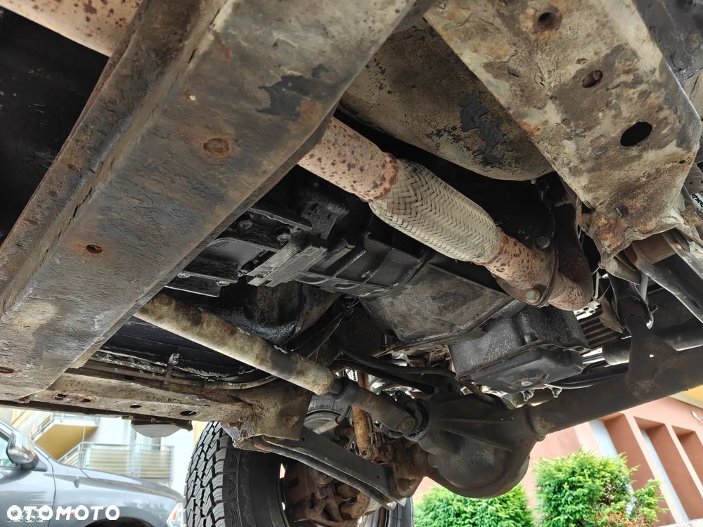 Jeep Cherokee - 26