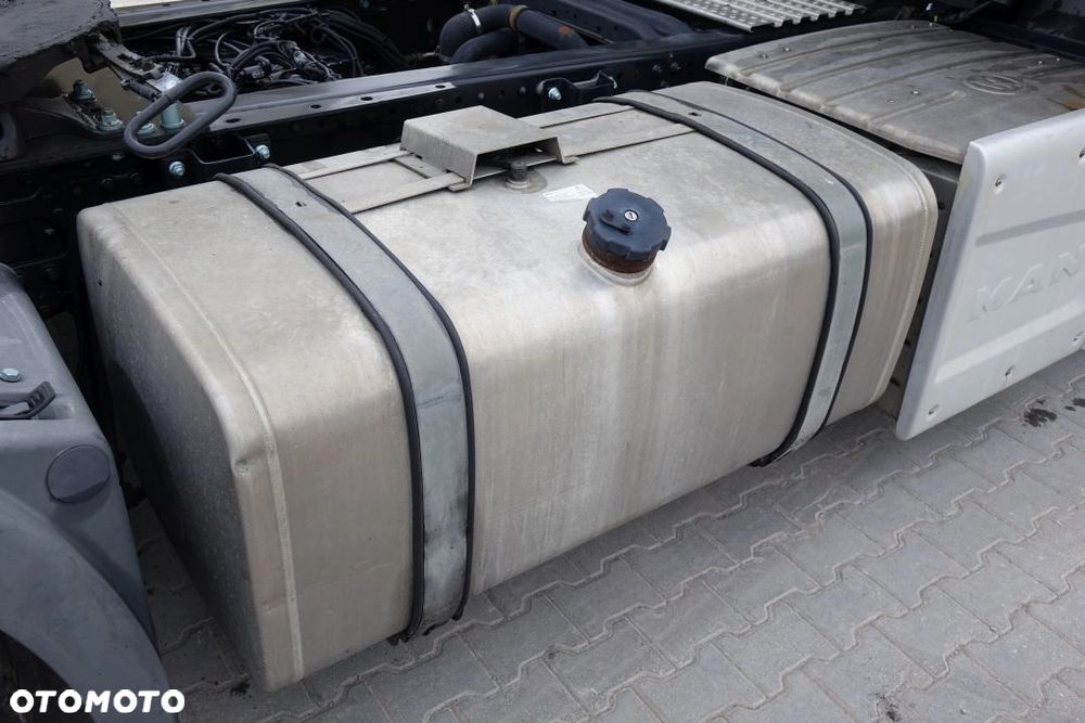 MAN TGX 18.500 EURO 6 4X2 LLS-U XLX / MEGA / AUTOMAT / RETARDER / 2 ZBIORNIKI / LODÓWKA - 14