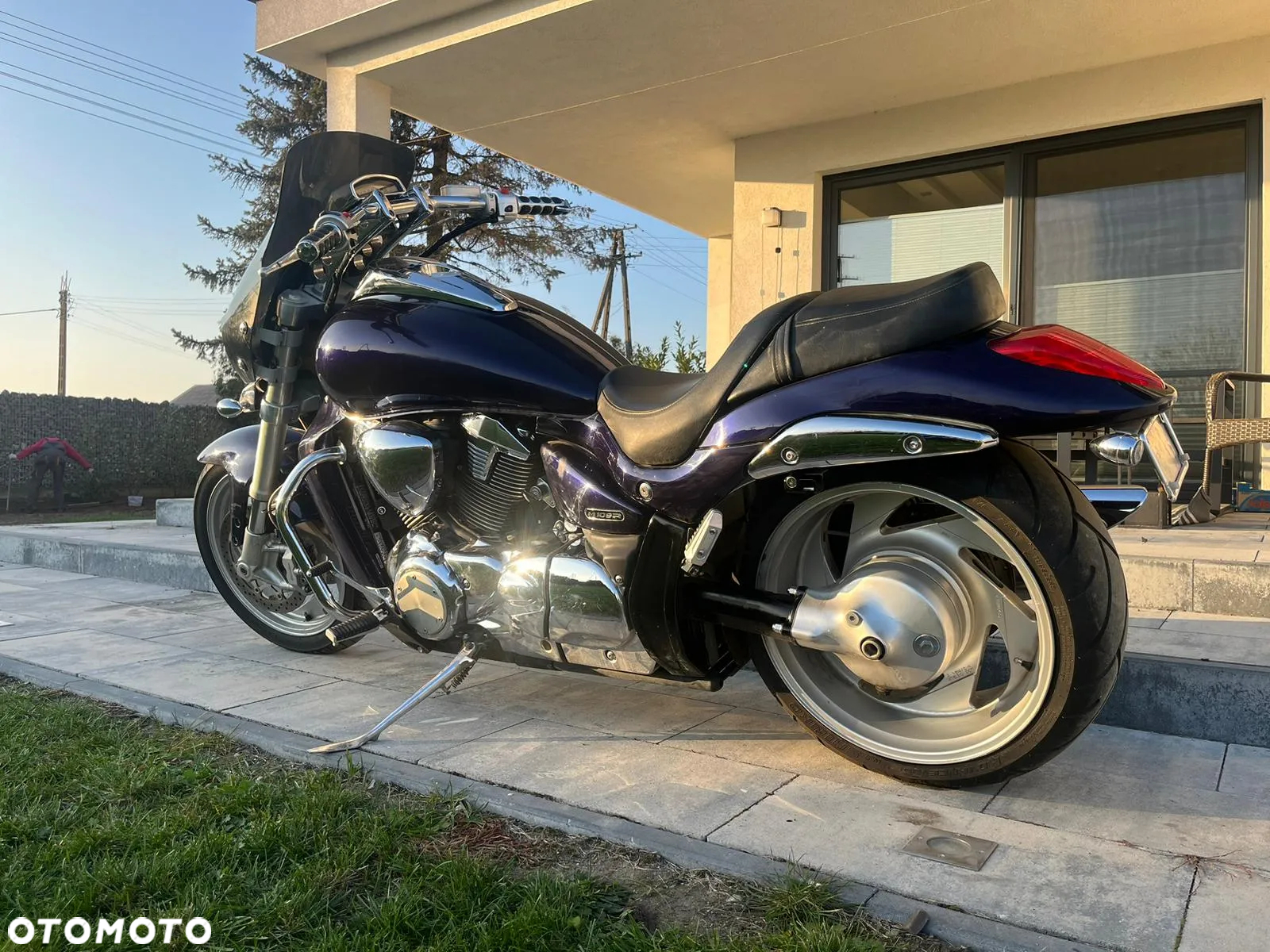 Suzuki Intruder - 3