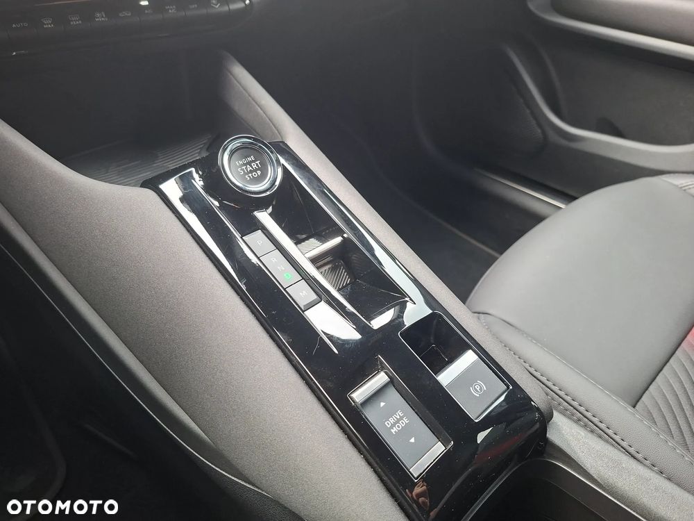 Alfa Romeo Junior 1.2 mHEV Ibrida Speciale eDCT - 20