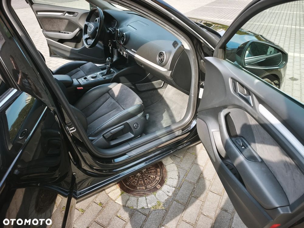 Audi A3 Sportback 2.0 TDI (clean diesel) quattro S tronic Ambiente - 22