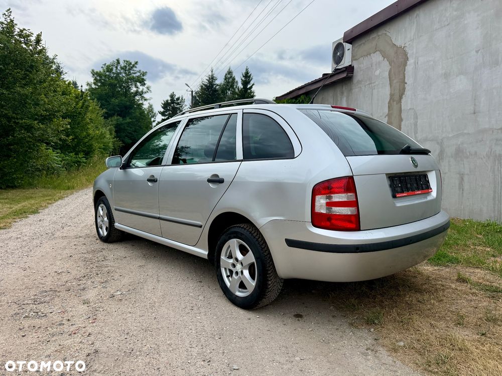 Skoda Fabia 1.4 16V Automatik Sport - 3
