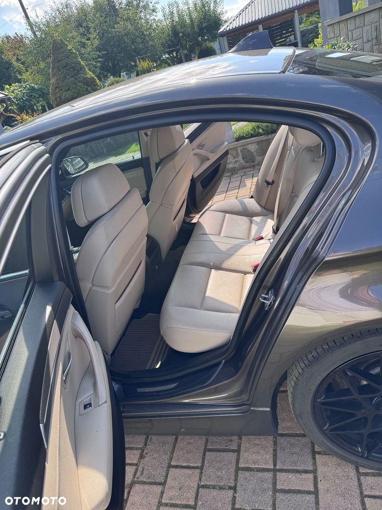 BMW Seria 5 - 14
