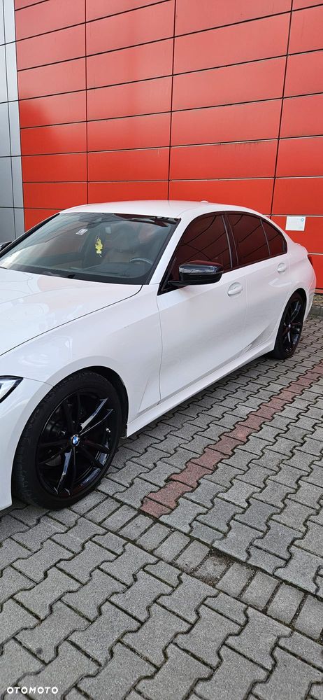 BMW Seria 3 320i GPF M Sport Shadow - 4