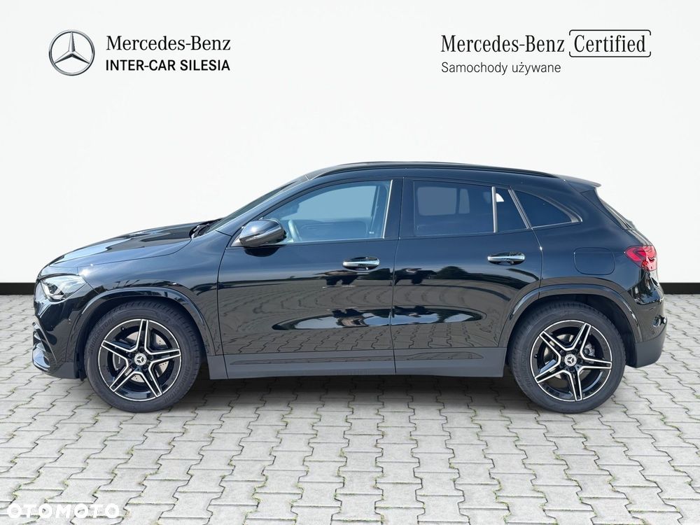 Mercedes-Benz GLA - 9