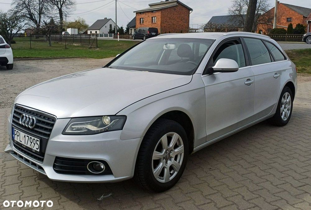 Audi A4 Avant - 4