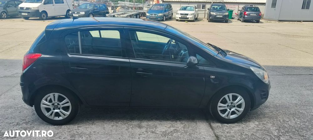 Opel Corsa 1.3 CDTI DPF EcoFLEX Start-Stop Edition - 19