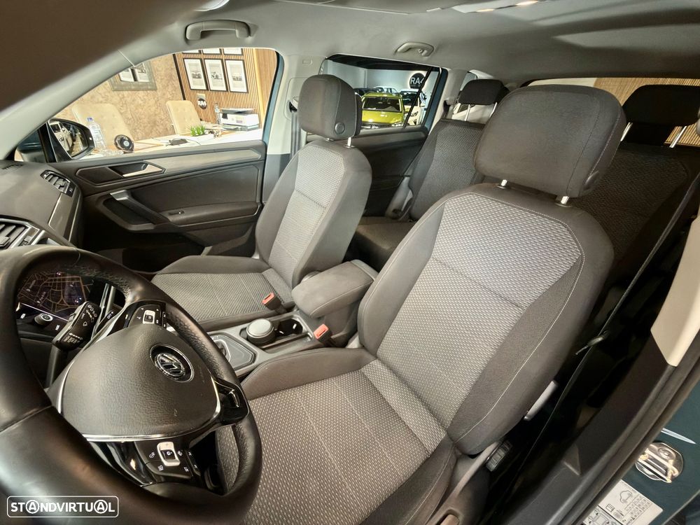VW Tiguan Allspace 2.0 TDI Confortline DSG - 25