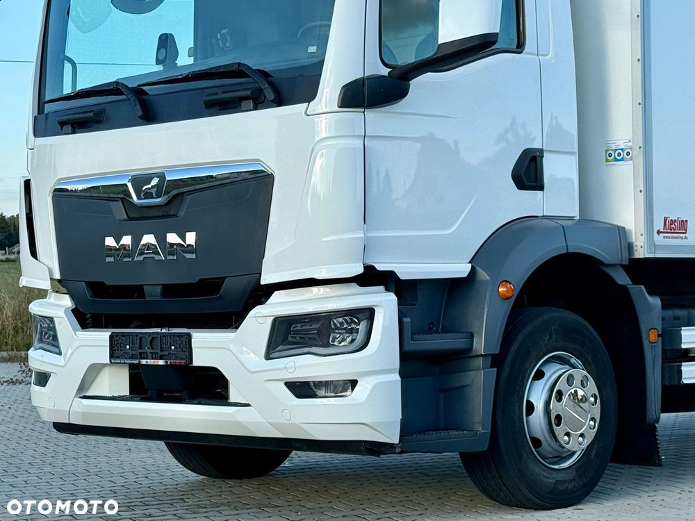 MAN TGM 15.290 / CHŁODNIA / WINDA / 8.3 M DŁUGOŚCI / 20 EUROPALET / THERMO KING / +30/-30 / AUTOMAT / 2021 ROK / SERWISOWANY - 10