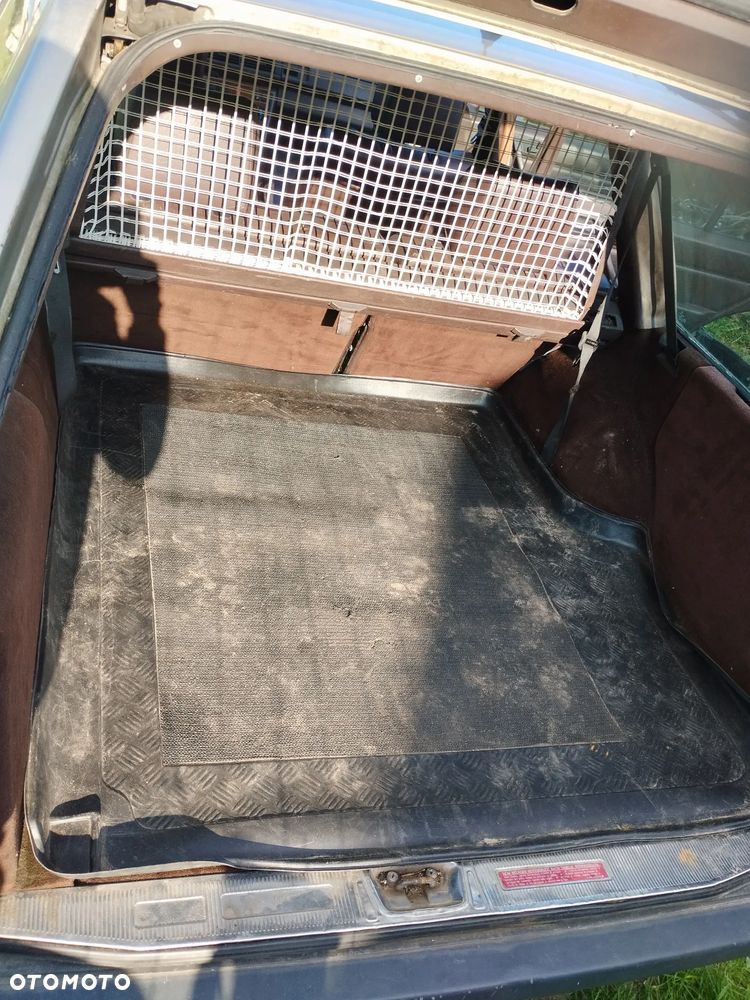 Mercedes-Benz W124 (1984-1993) - 16