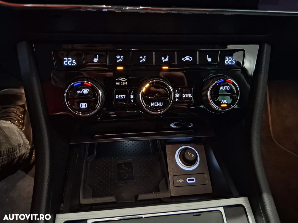 Skoda Superb 2.0 TDI DSG Ambition - 20