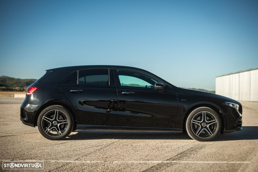 Mercedes-Benz A 250 e 8G-DCT AMG Line Advanced Plus - 3