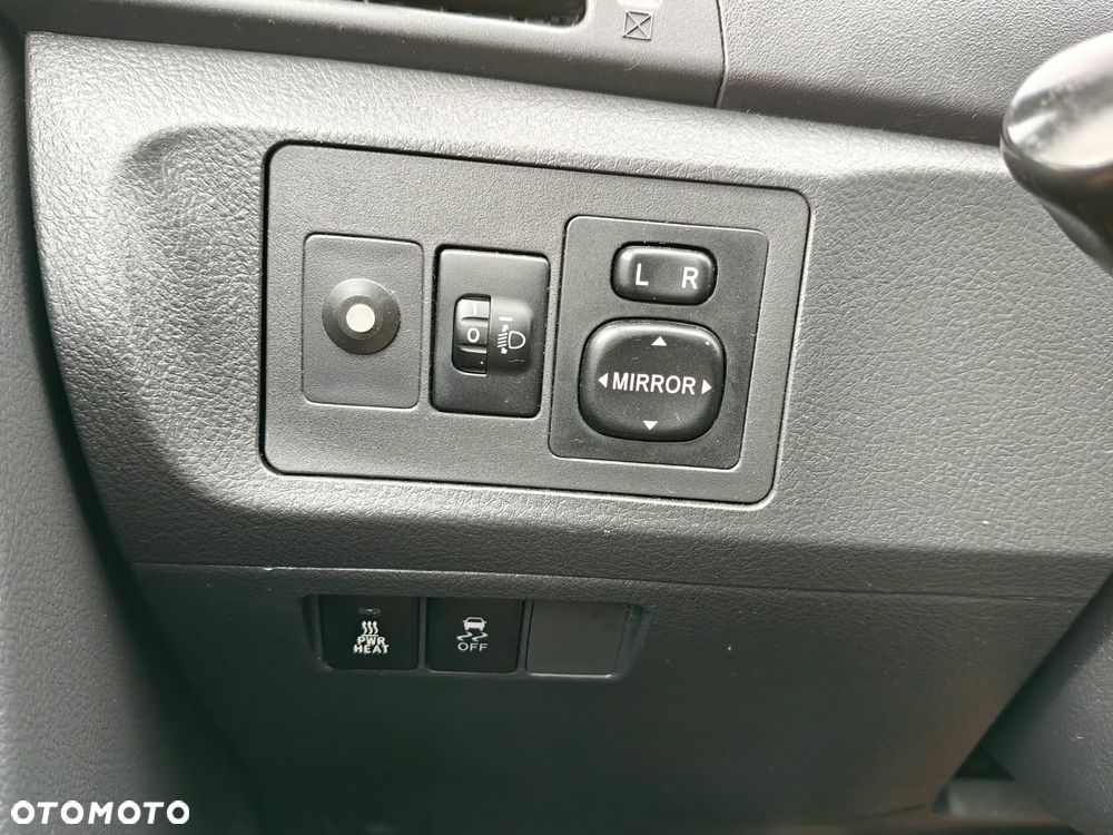 Toyota Verso 2.0 D-4D Premium - 15