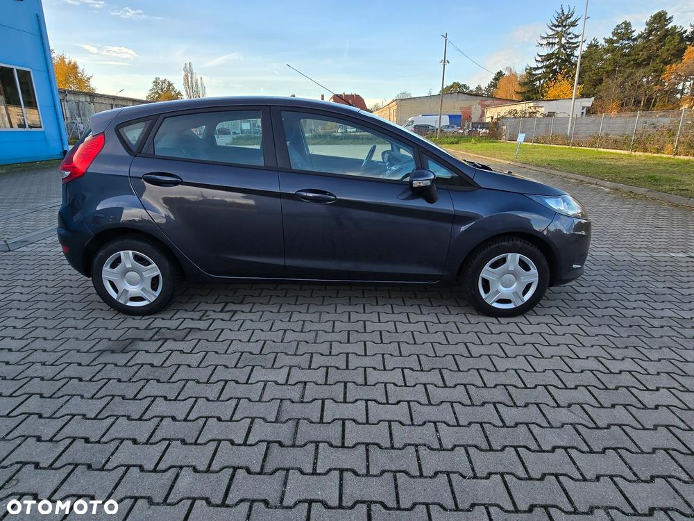 Ford Fiesta 1.25 Trend - 10