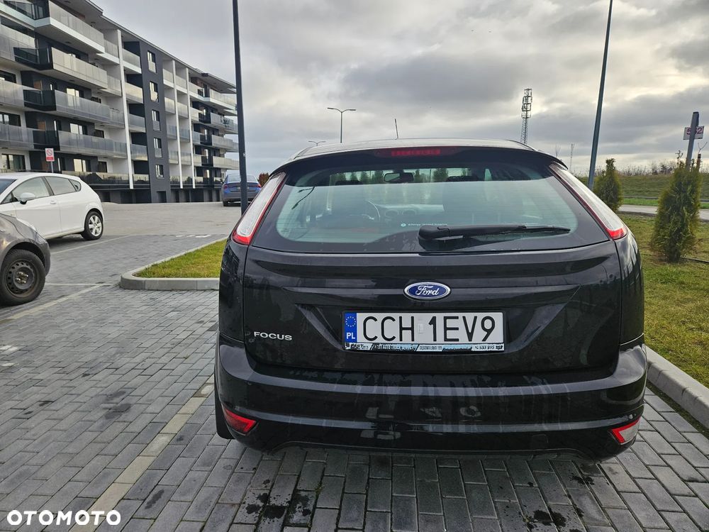 Ford Focus 1.6 Ambiente - 6