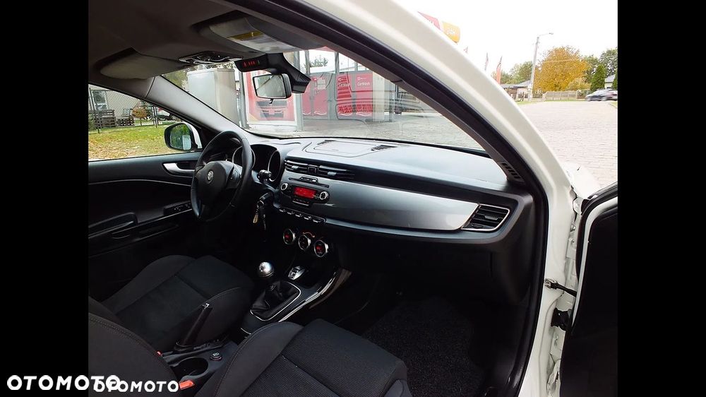 Alfa Romeo Giulietta 1.4 TB 16V Sport - 15