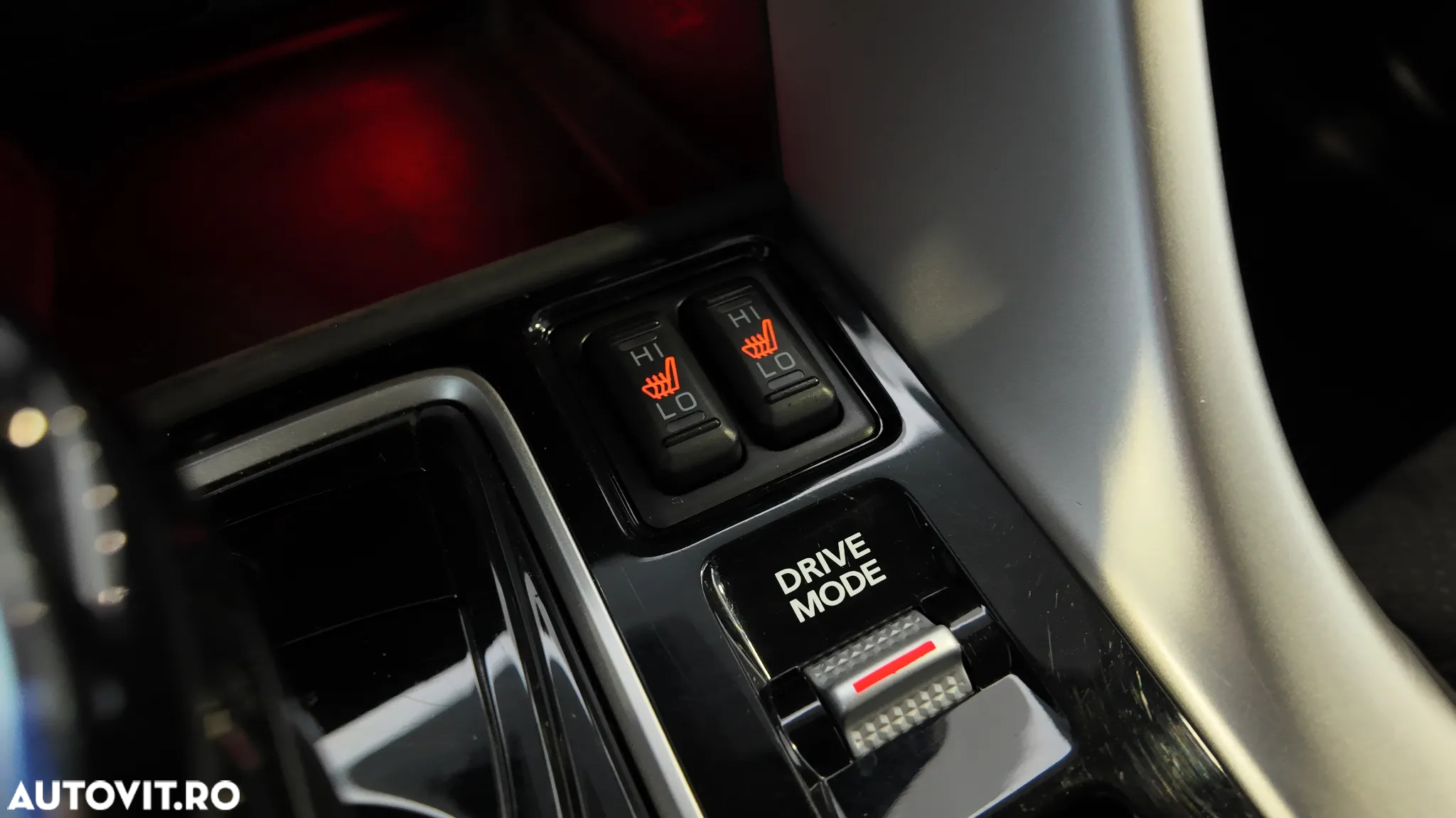 Mitsubishi Eclipse-Cross Plug-In Hybrid 4WD Intro Edition - 27