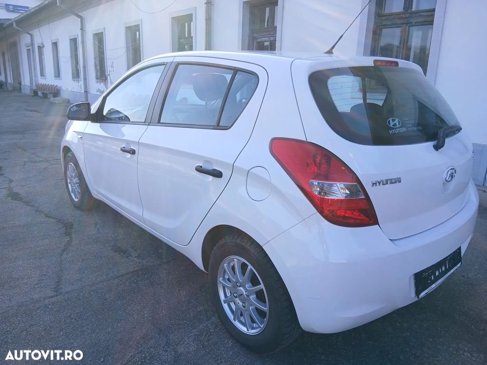 Hyundai i20 1.2 Edition 20 - 4