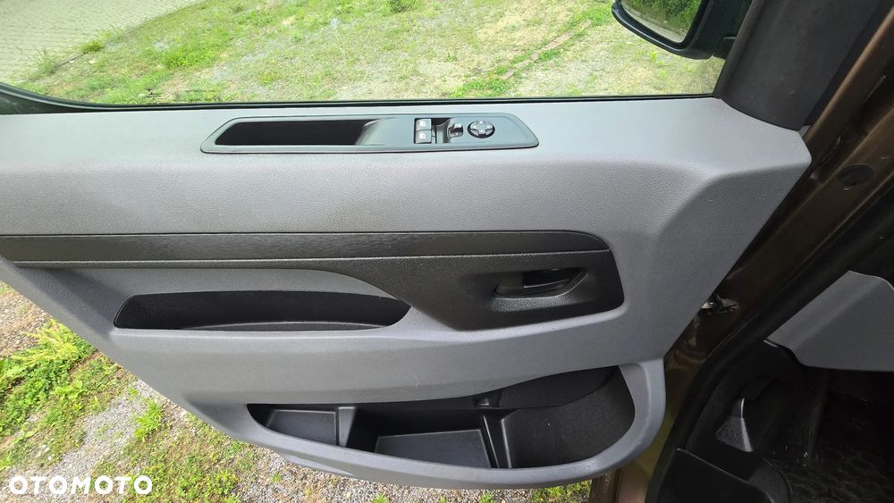 Opel Vivaro - 15