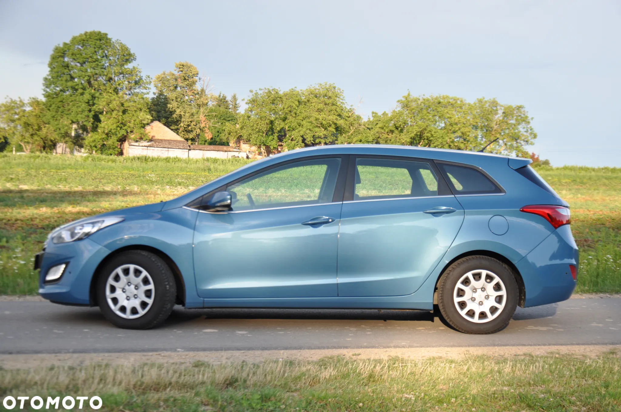 Hyundai i30 1.6 CRDi BlueDrive Premium - 12
