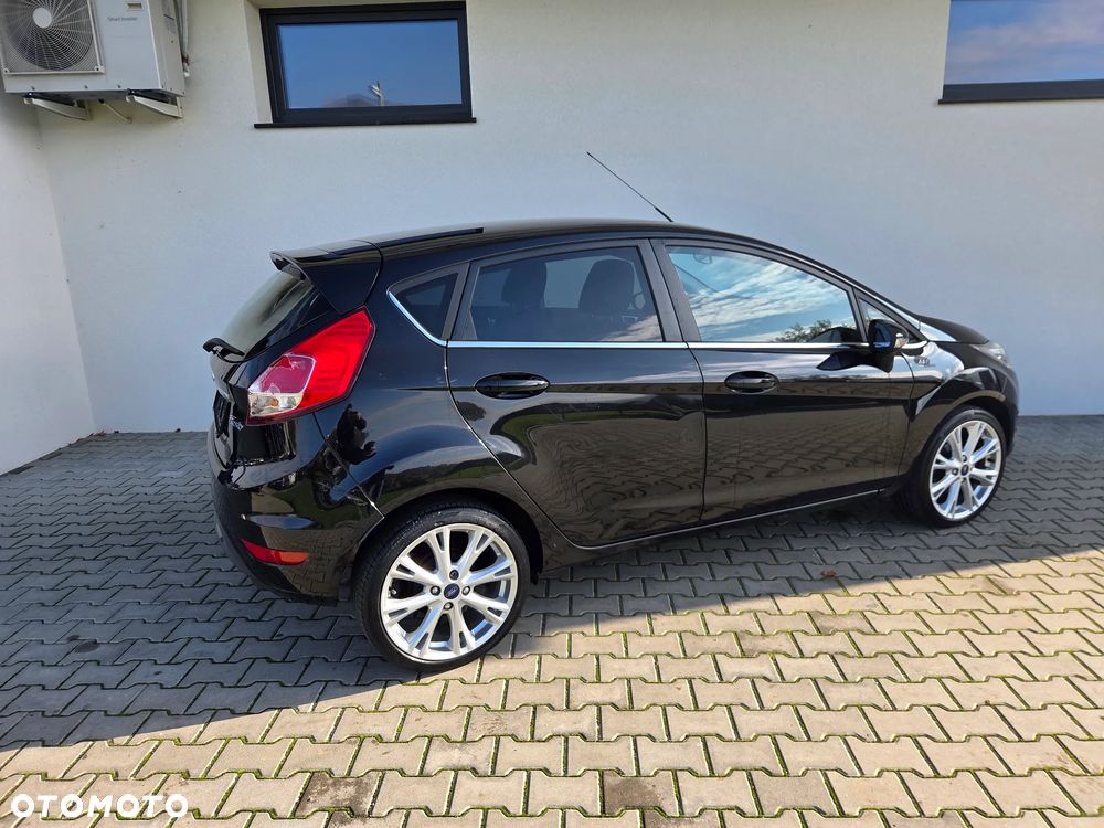 Ford Fiesta - 17