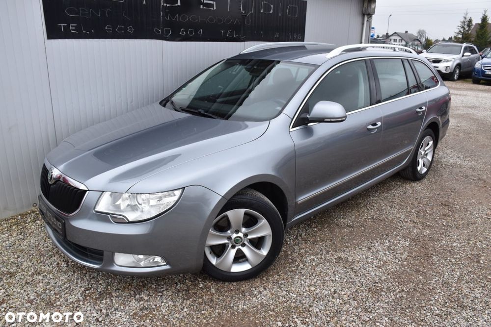 Skoda Superb 2.0 TDI DSG Ambition - 24