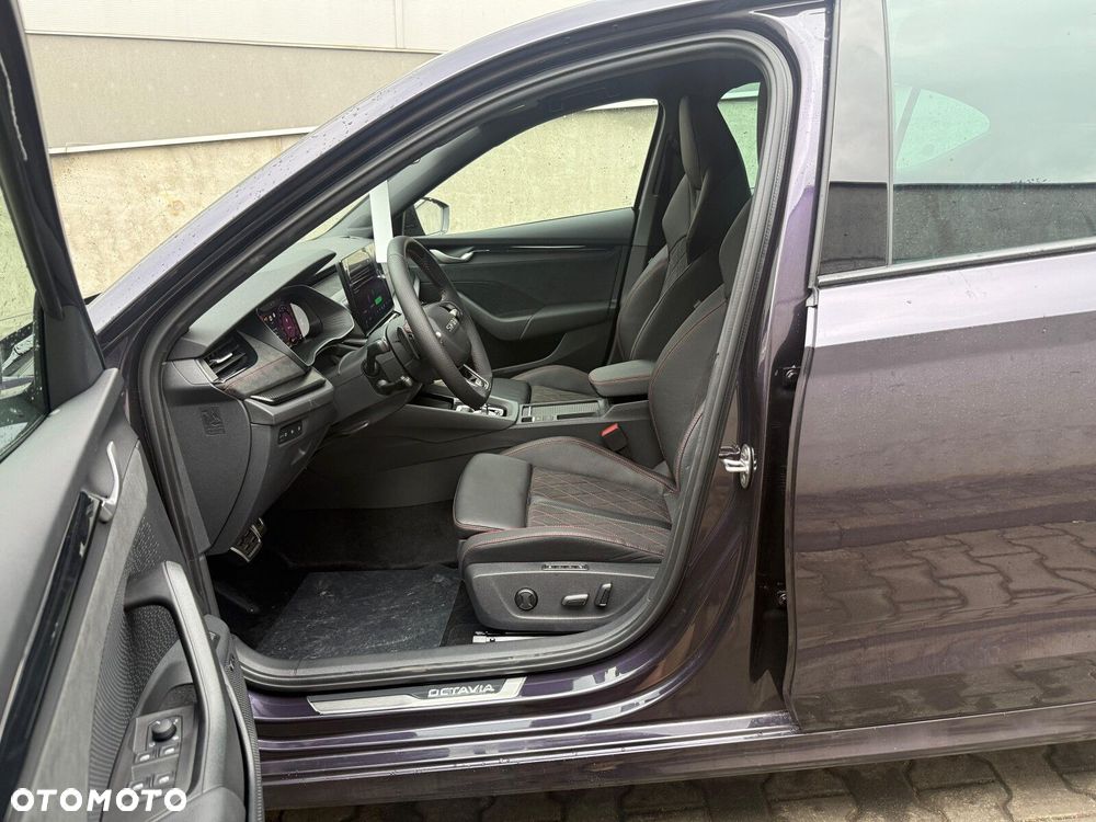 Skoda Octavia 2.0 TSI RS DSG - 10