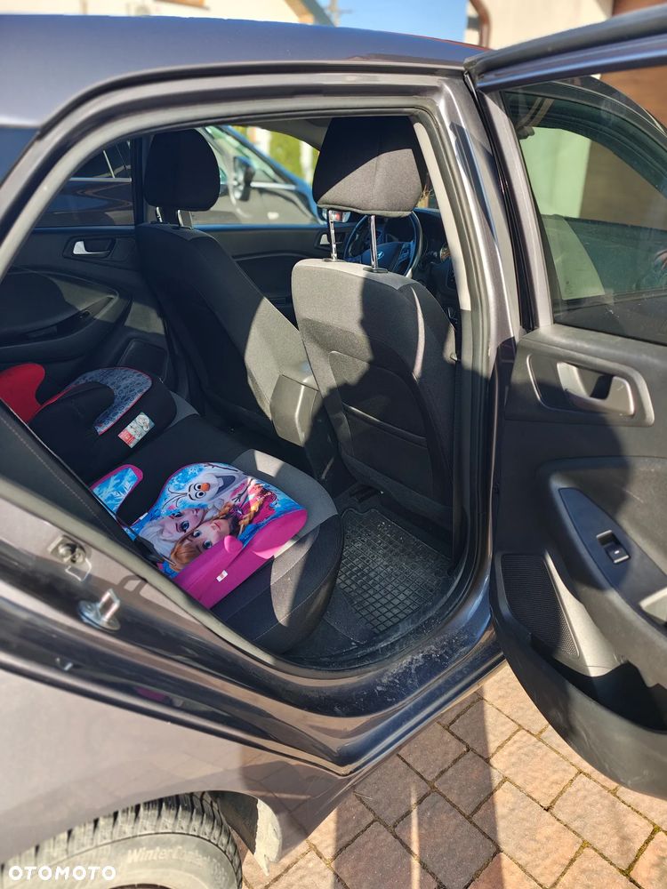 Hyundai i20 1.2 - 12