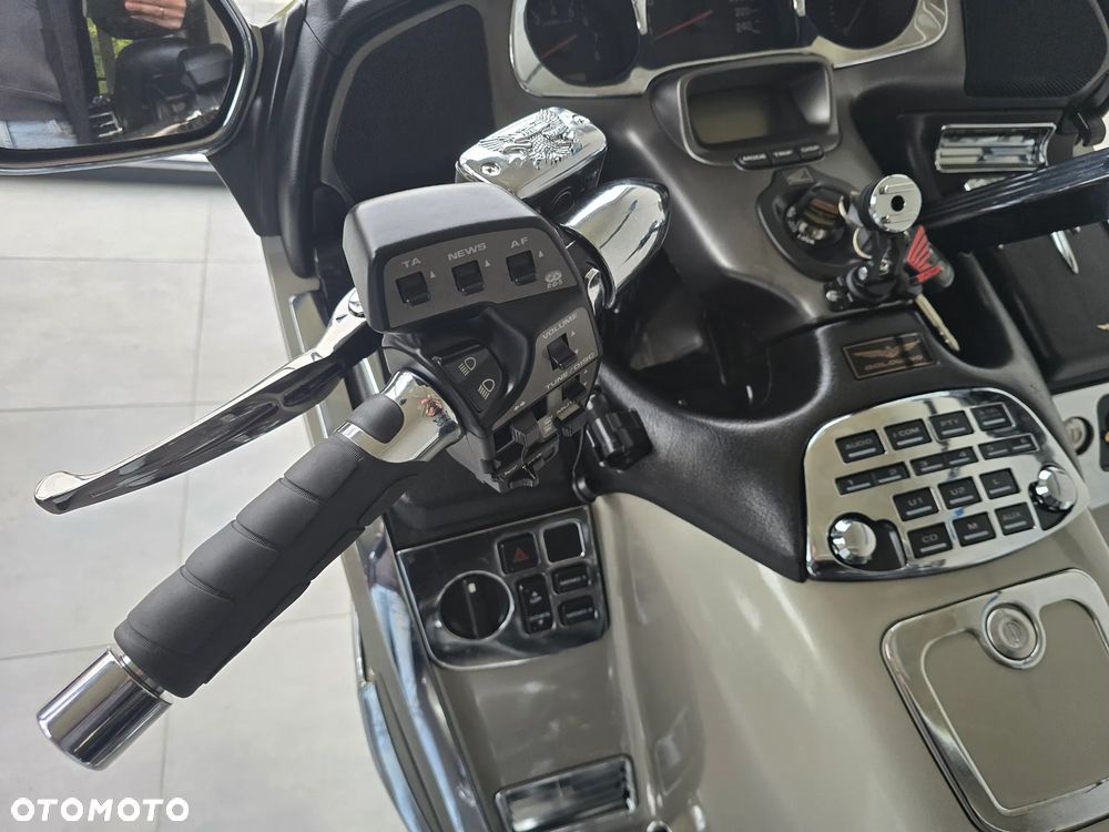 Honda GL - 18