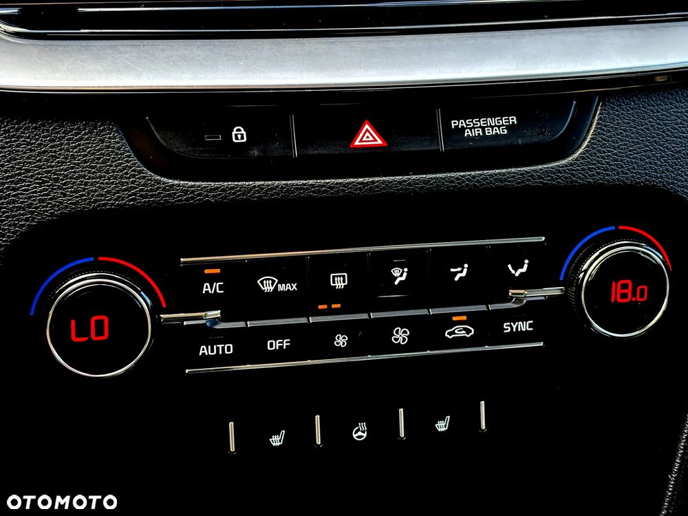 Kia XCeed 1.4 T-GDI OPF VISION - 25