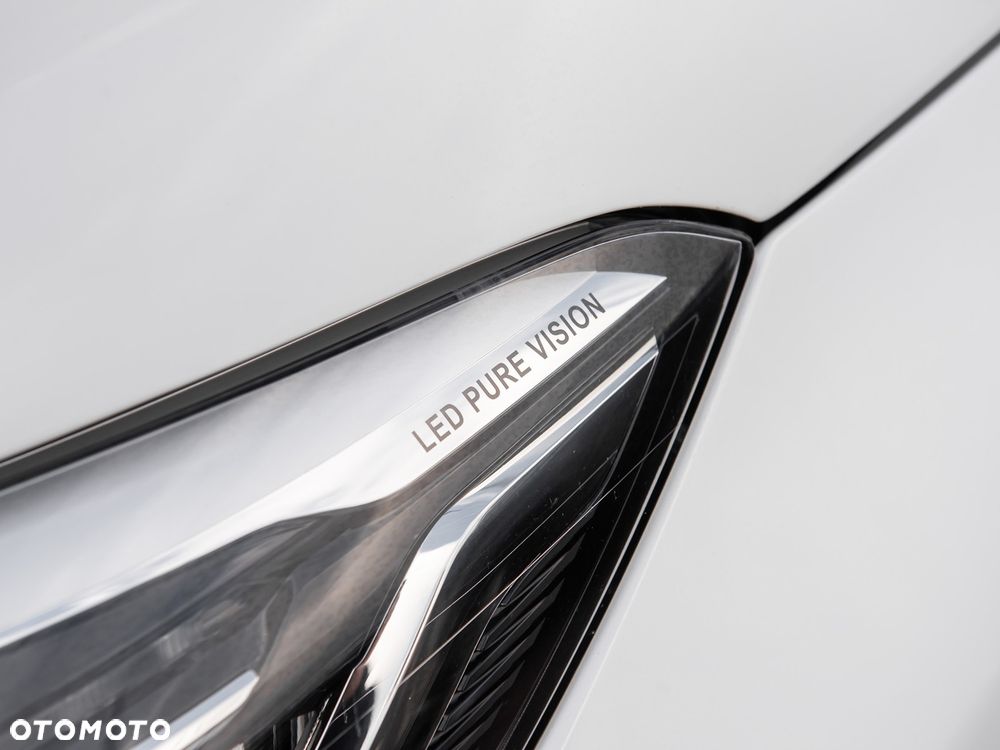 Renault Captur - 36