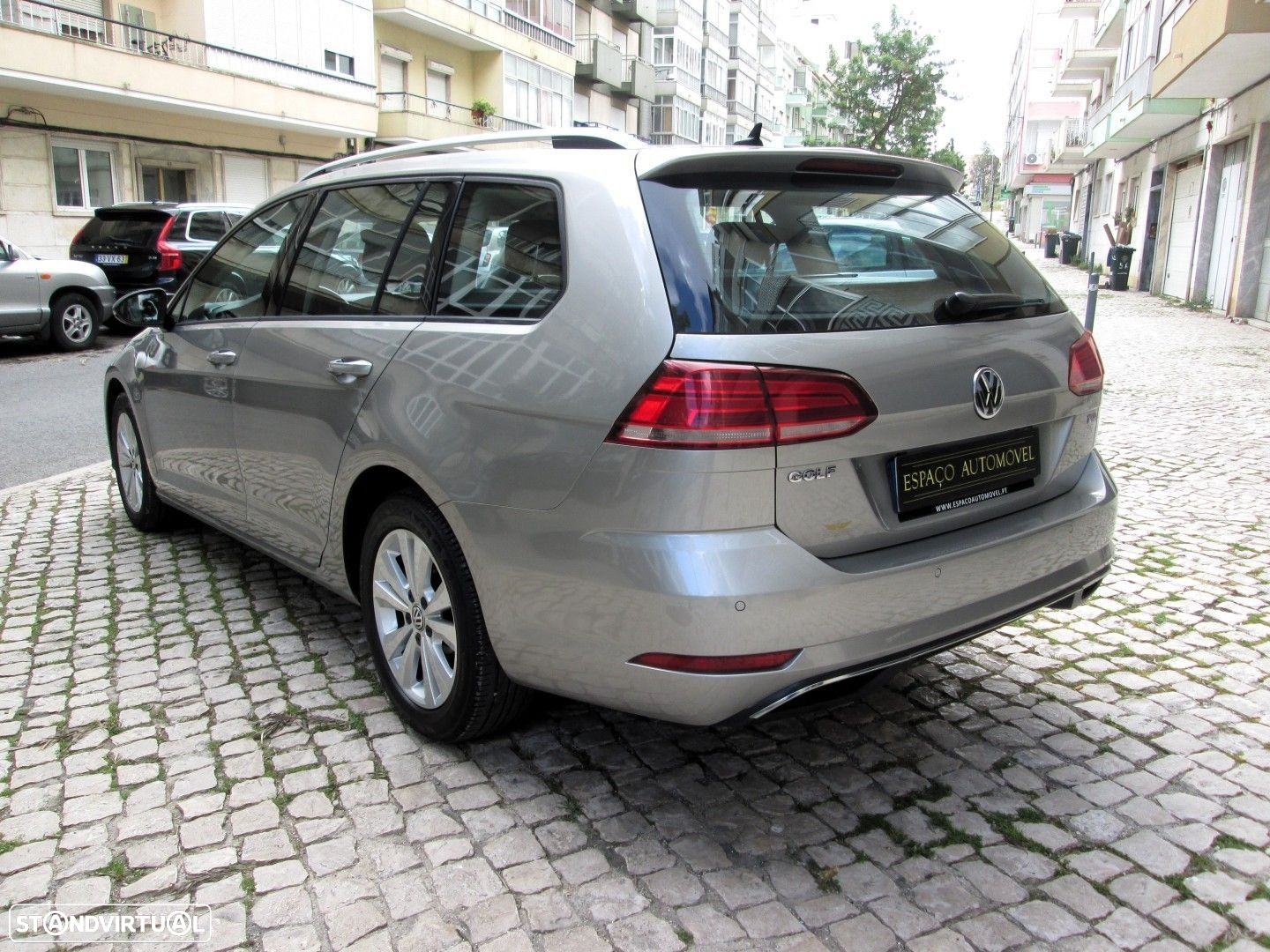 VW Golf Variant 1.6 TDi Highline - 4
