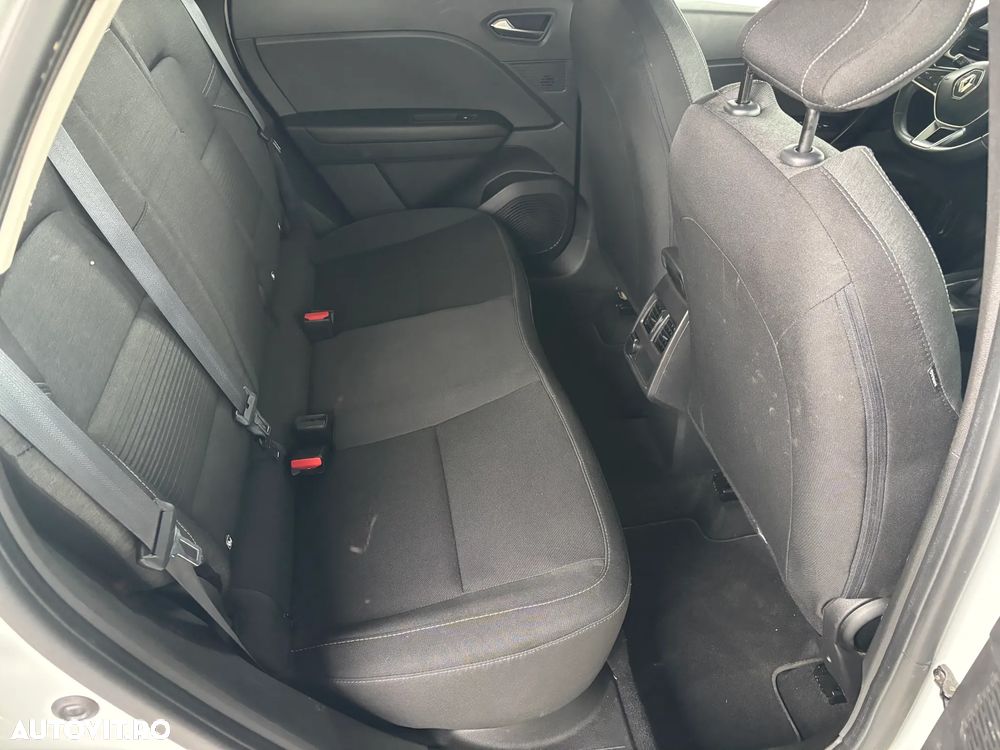 Renault Captur MHEV 140 Techno - 34