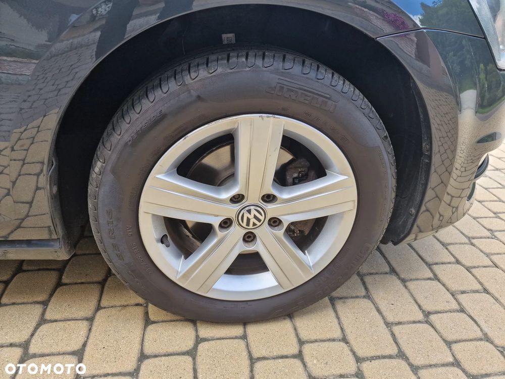 Volkswagen Golf - 9