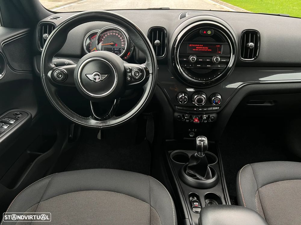 MINI Countryman One D Classic - 16
