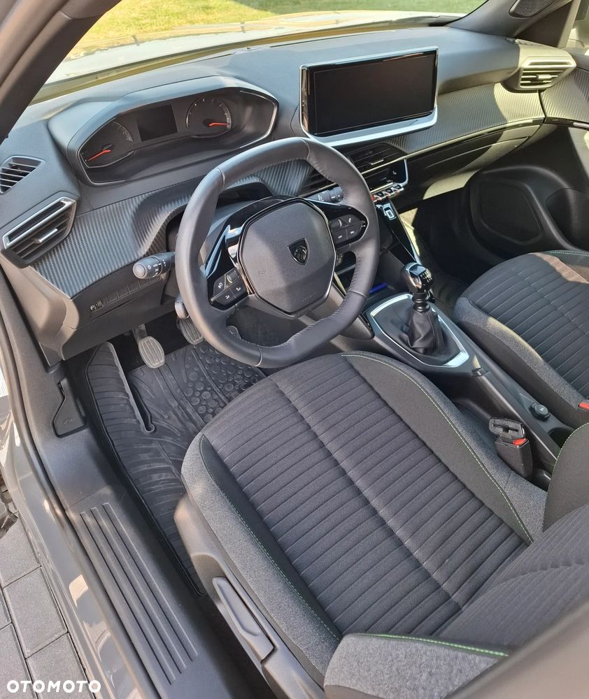 Peugeot 2008 - 6