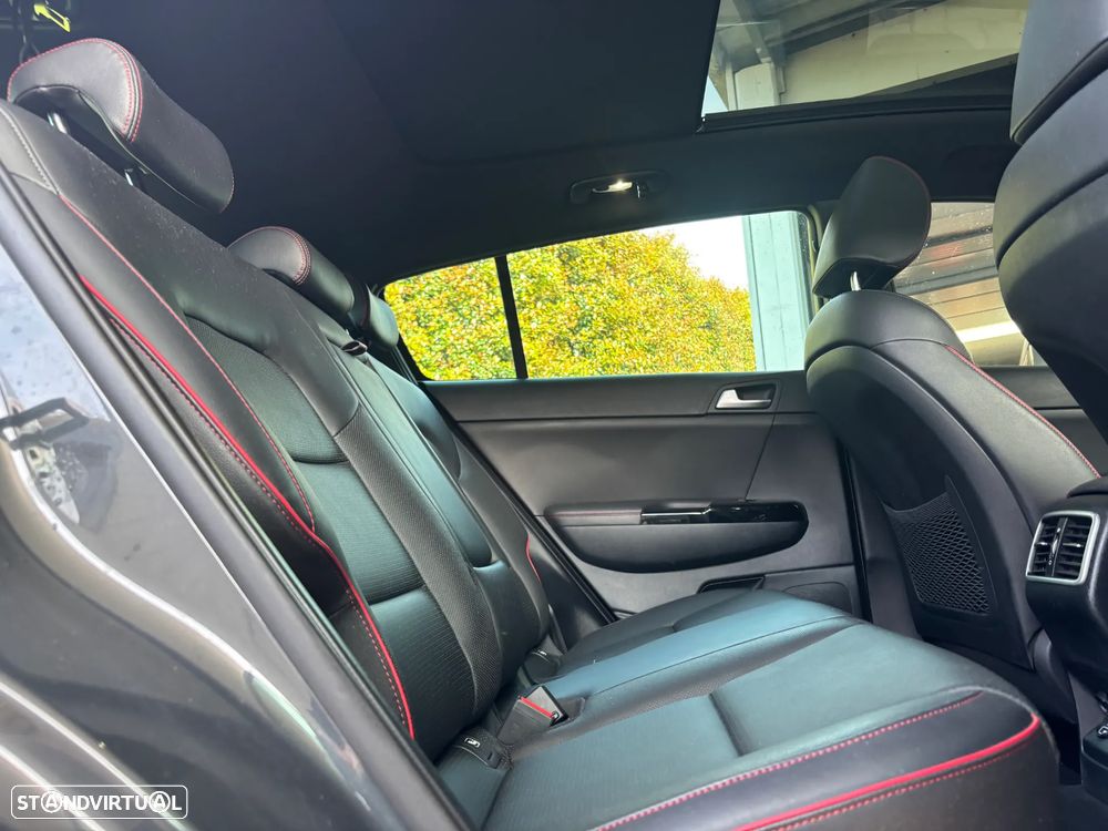 Kia Sportage 1.6 CRDi ISG MHEV GT Line - 19