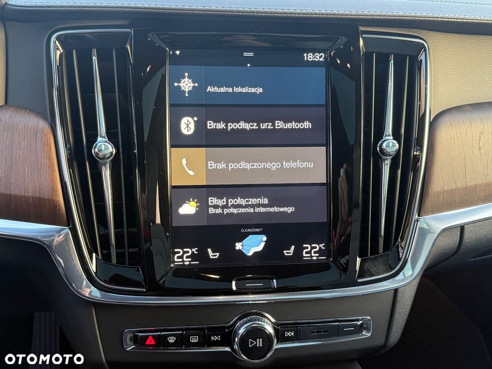 Volvo V90 Cross Country - 22